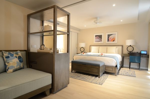Grand Luxury Oceanfront Rooms & Junior Suites